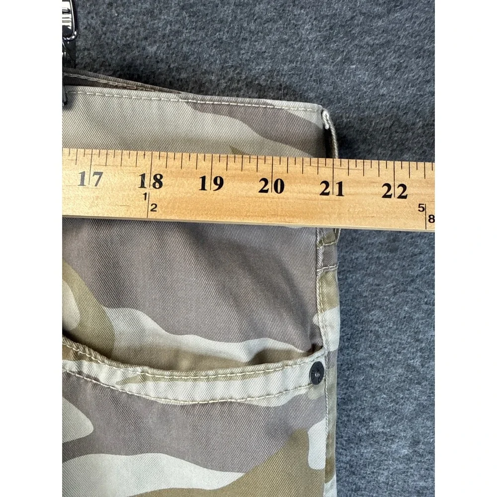 True Religion Ricky Pants Mens 42 Tan Camo Flap Straight Leg Military Preppy Hip